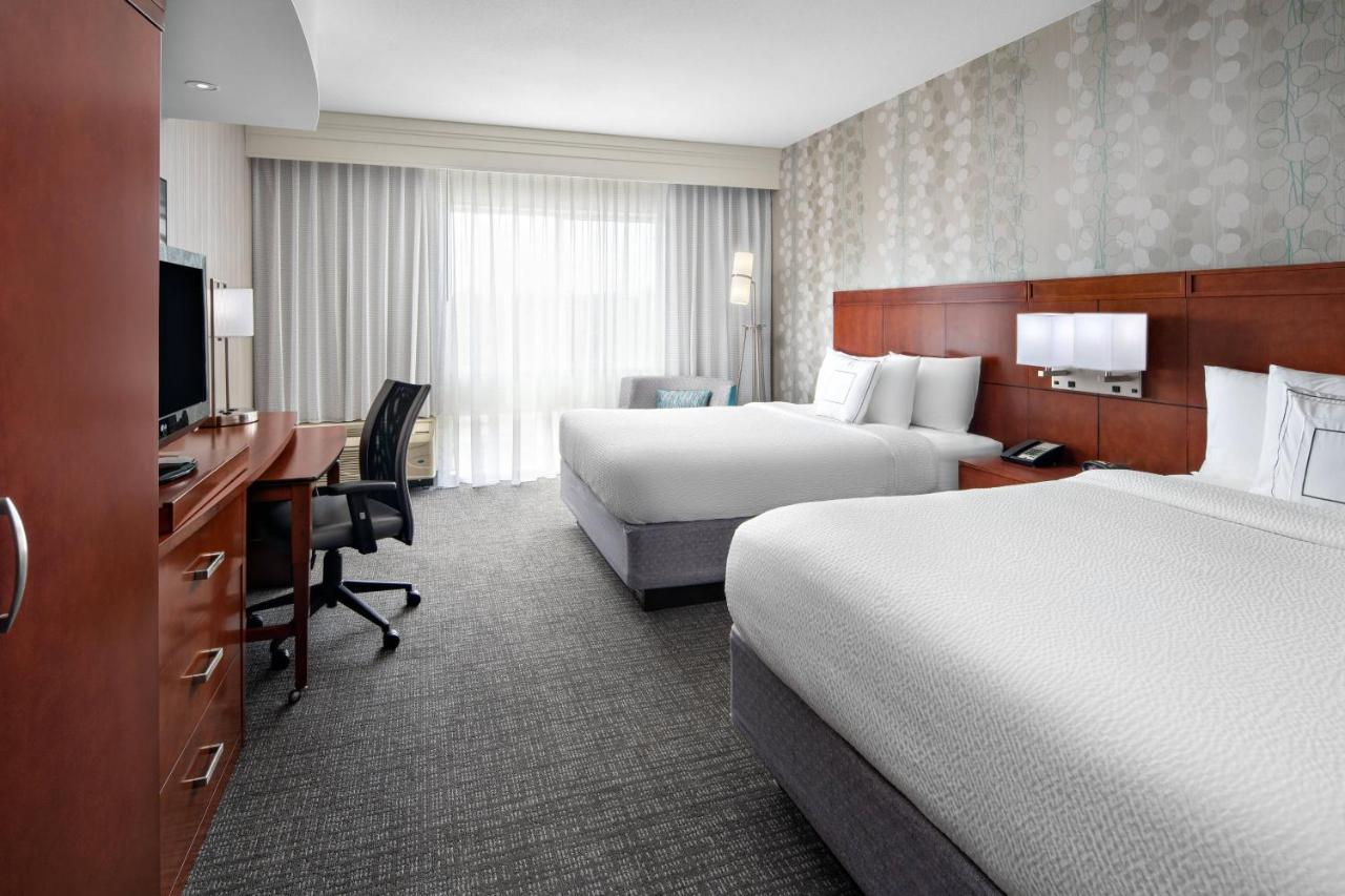 Hotel Courtyard By Marriott Raleigh North/Triangle Town Center Esterno foto