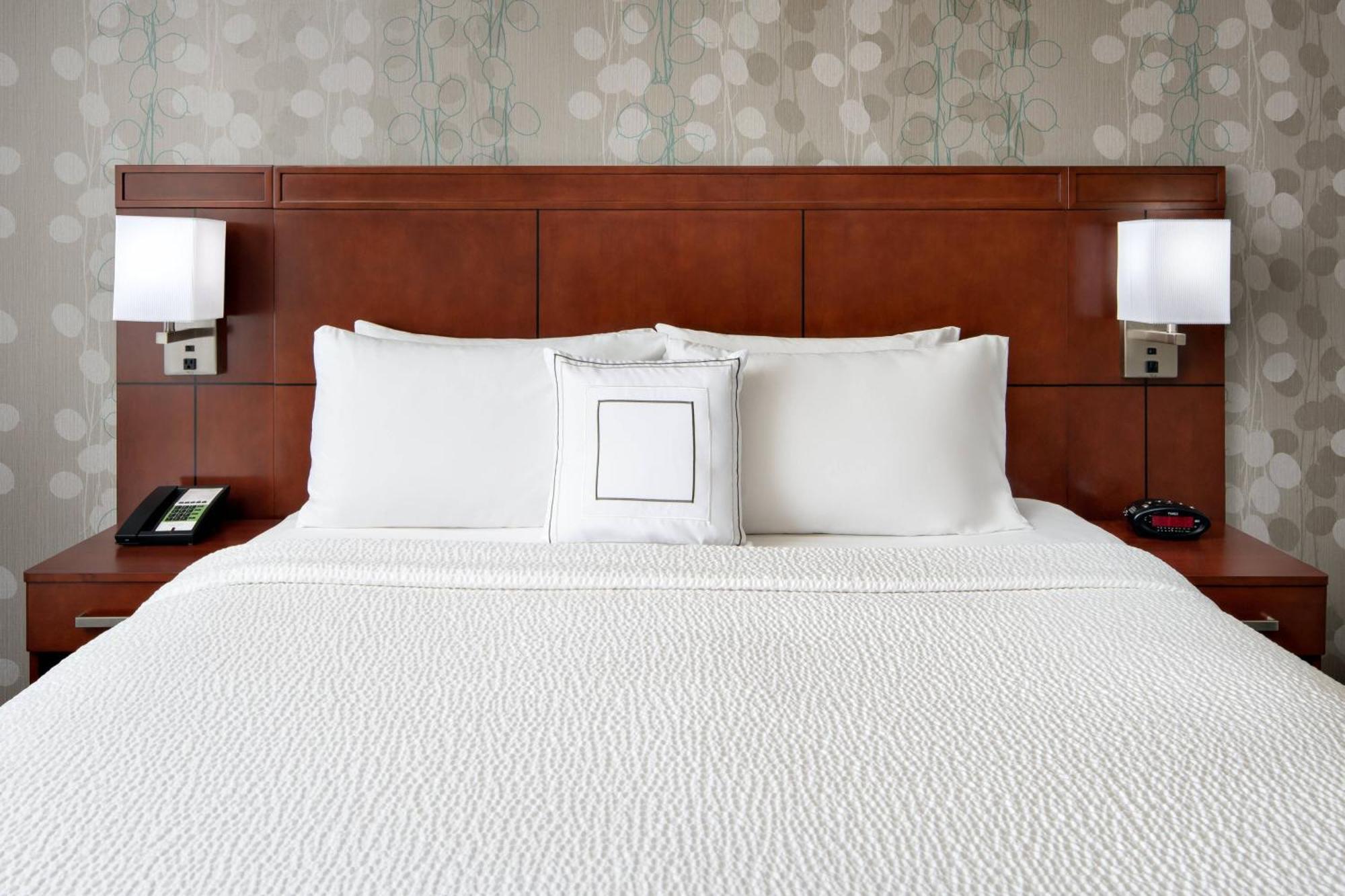 Hotel Courtyard By Marriott Raleigh North/Triangle Town Center Esterno foto